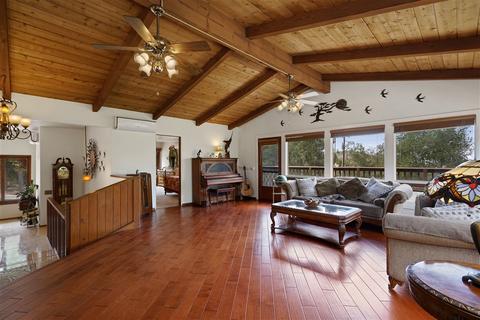 9151 Mount Israel Rd, Escondido, CA 92029 photo 6