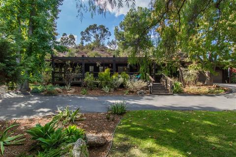 10436 Russell Rd, La Mesa, CA 91941 photo 2