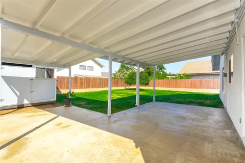 9824 Jeremy St, Santee, CA 92071 photo 4