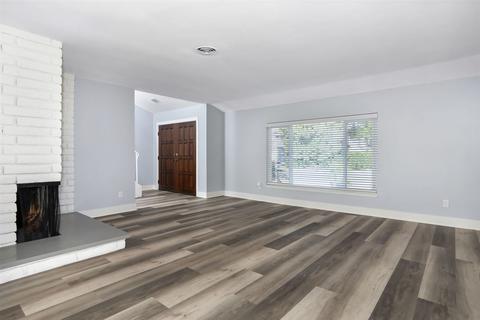 282 E Millan St, Chula Vista, CA 91910 photo 4