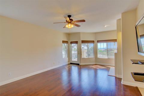2709 Mackinnon Ranch Rd, Cardiff, CA 92007 photo 2