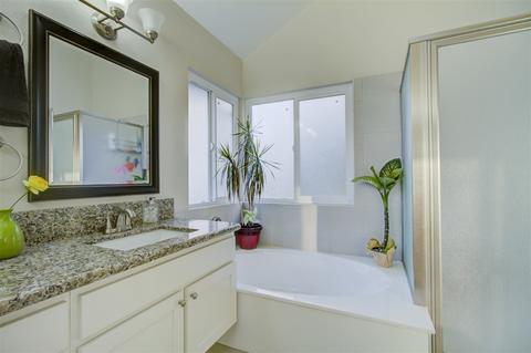 876 Oro Grande St, Oceanside, CA 92057 photo 14