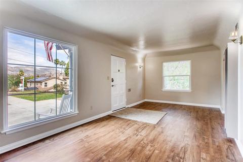 9646 Petite Ln, Lakeside, CA 92040 photo 5