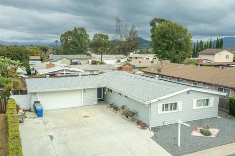 6015 Zora St, La Mesa, CA 91942 photo 2