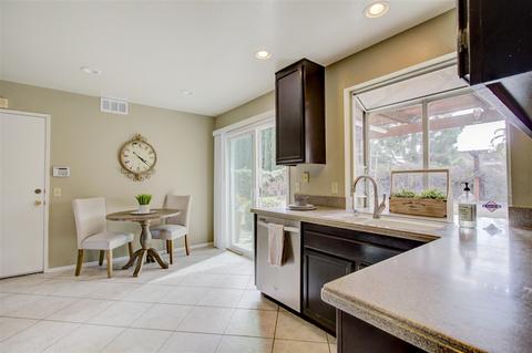 1444 Eastview Ct, Oceanside, CA 92056 photo 10