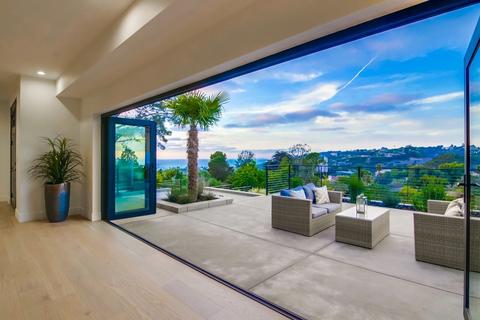 2695 Hidden Valley Rd, La Jolla, CA 92037 photo 13