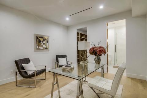 2695 Hidden Valley Rd, La Jolla, CA 92037 photo 8