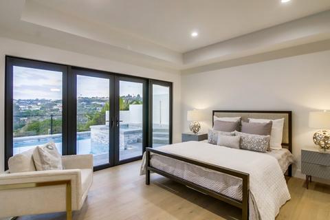 2695 Hidden Valley Rd, La Jolla, CA 92037 photo 15