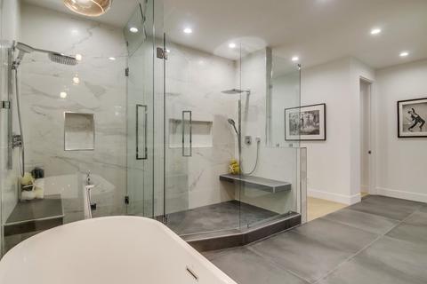 2695 Hidden Valley Rd, La Jolla, CA 92037 photo 19