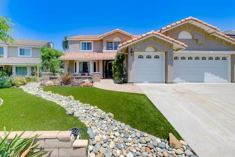 3910 Stanford Dr, Oceanside, CA 92056 photo 2