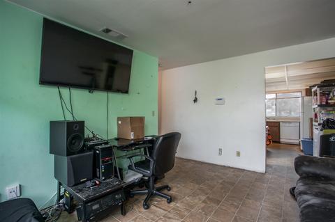 469 E Bradley Ave #10, El Cajon, CA 92021 photo 6