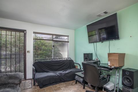469 E Bradley Ave #10, El Cajon, CA 92021 photo 5