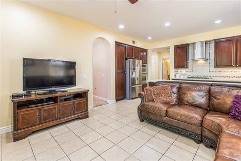 10180 California Waters Dr, Spring Valley, CA 91977 photo 11