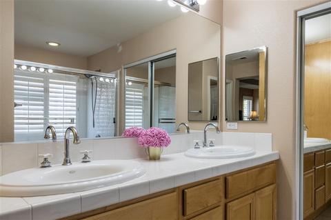 10180 California Waters Dr, Spring Valley, CA 91977 photo 19