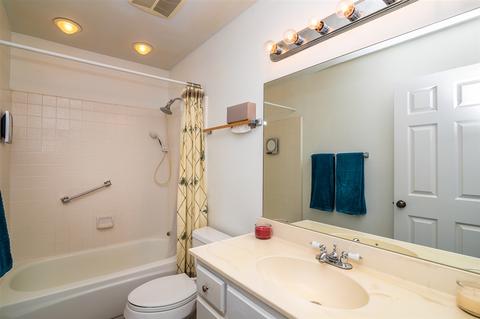 1410 Henshaw Rd, Oceanside, CA 92056 photo 17