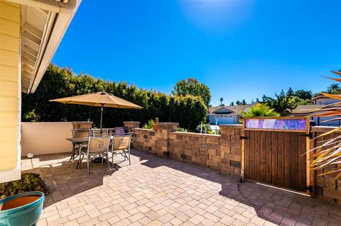 1410 Henshaw Rd, Oceanside, CA 92056 photo 4