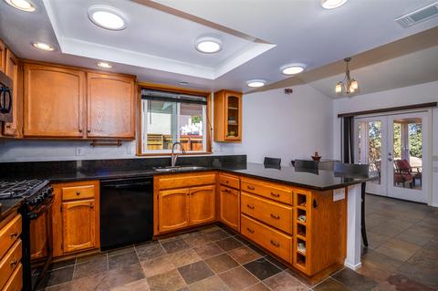 1410 Henshaw Rd, Oceanside, CA 92056 photo 11