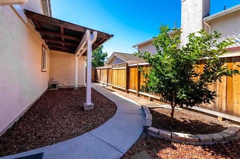 1410 Henshaw Rd, Oceanside, CA 92056 photo 21