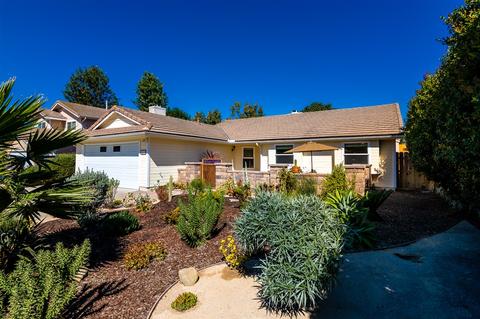 1410 Henshaw Rd, Oceanside, CA 92056 photo 2