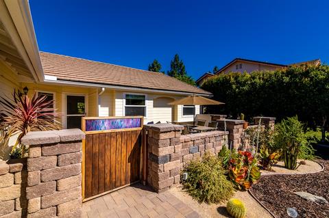 1410 Henshaw Rd, Oceanside, CA 92056 photo 3