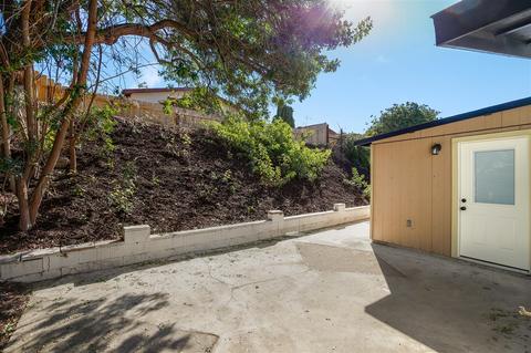 3266 Isabella Dr, Oceanside, CA 92056 photo 23