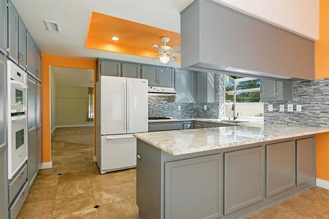 3865 Carnegie Dr, Oceanside, CA 92056 photo 8