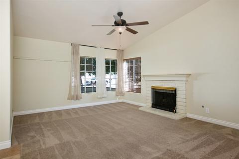 3865 Carnegie Dr, Oceanside, CA 92056 photo 5
