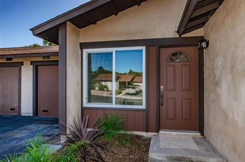 4571 Westridge Dr, Oceanside, CA 92056 photo 2