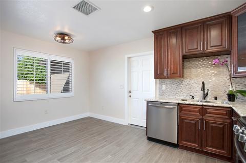 7429 Ida St, Lemon Grove, CA 91945 photo 5