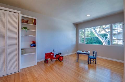 10045 Sunset Ave, La Mesa, CA 91941 photo 14