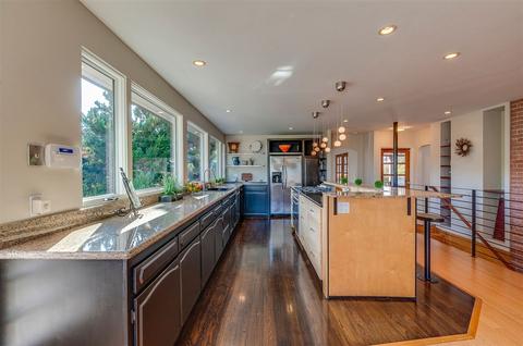 10045 Sunset Ave, La Mesa, CA 91941 photo 5