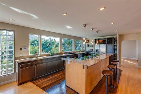 10045 Sunset Ave, La Mesa, CA 91941 photo 1