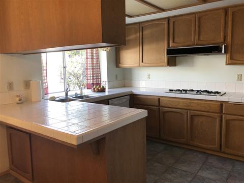 7571 Ohio Pl, La Mesa, CA 91942 photo 5