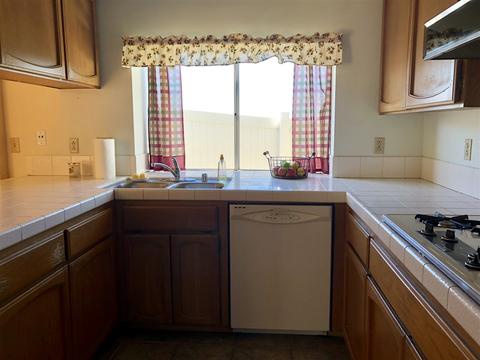 7571 Ohio Pl, La Mesa, CA 91942 photo 9