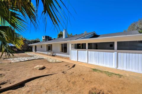 1738 Green Briar Cir, Fallbrook, CA 92028 photo 23