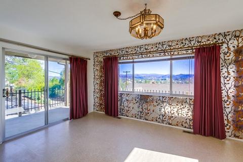 975 W 2nd Ave, Escondido, CA 92025 photo 13