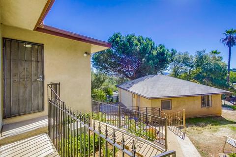 975 W 2nd Ave, Escondido, CA 92025 photo 21