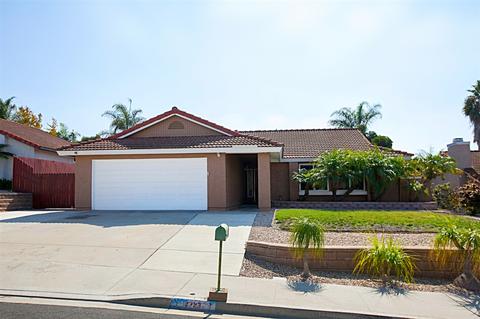 4723 Lofty Grove Dr, Oceanside, CA 92056 photo 1