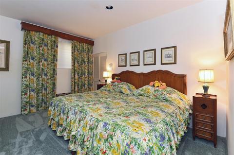 1626 Kearsarge, La Jolla, CA 92037 photo 12