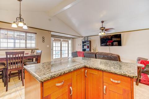 59 Walnut Dr, Chula Vista, CA 91911 photo 9