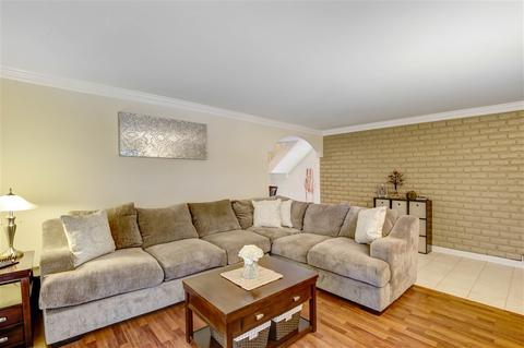 302 Rancho Dr #D, Chula Vista, CA 91911 photo 4