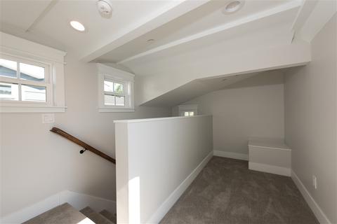 536 Orange Ave, Coronado, CA 92118 photo 24