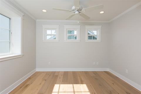 536 Orange Ave, Coronado, CA 92118 photo 15