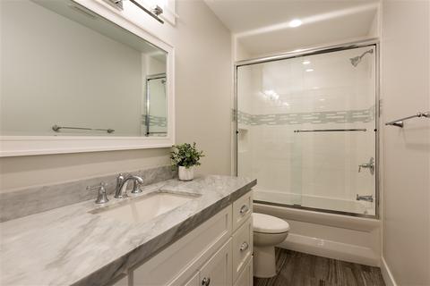 536 Orange Ave, Coronado, CA 92118 photo 17