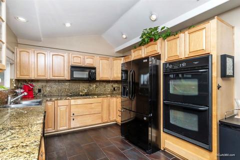 12569 Mcferon Rd, Poway, CA 92064 photo 3