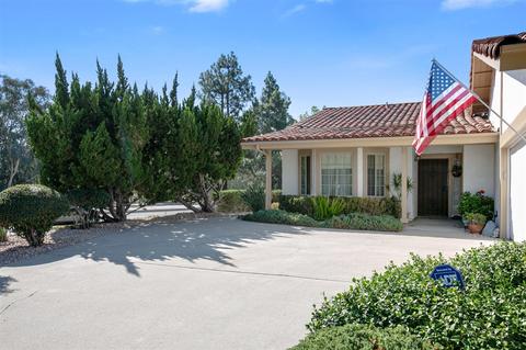 2101 N Nutmeg, Escondido, CA 92026 photo 1