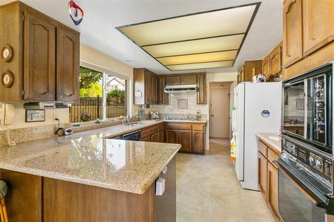 2101 N Nutmeg, Escondido, CA 92026 photo 11