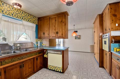 302 S Pierce St, El Cajon, CA 92020 photo 9