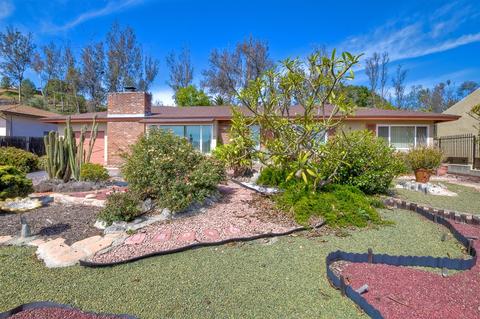 302 S Pierce St, El Cajon, CA 92020 photo 1