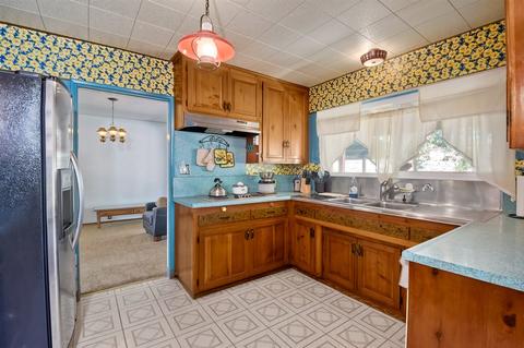 302 S Pierce St, El Cajon, CA 92020 photo 8